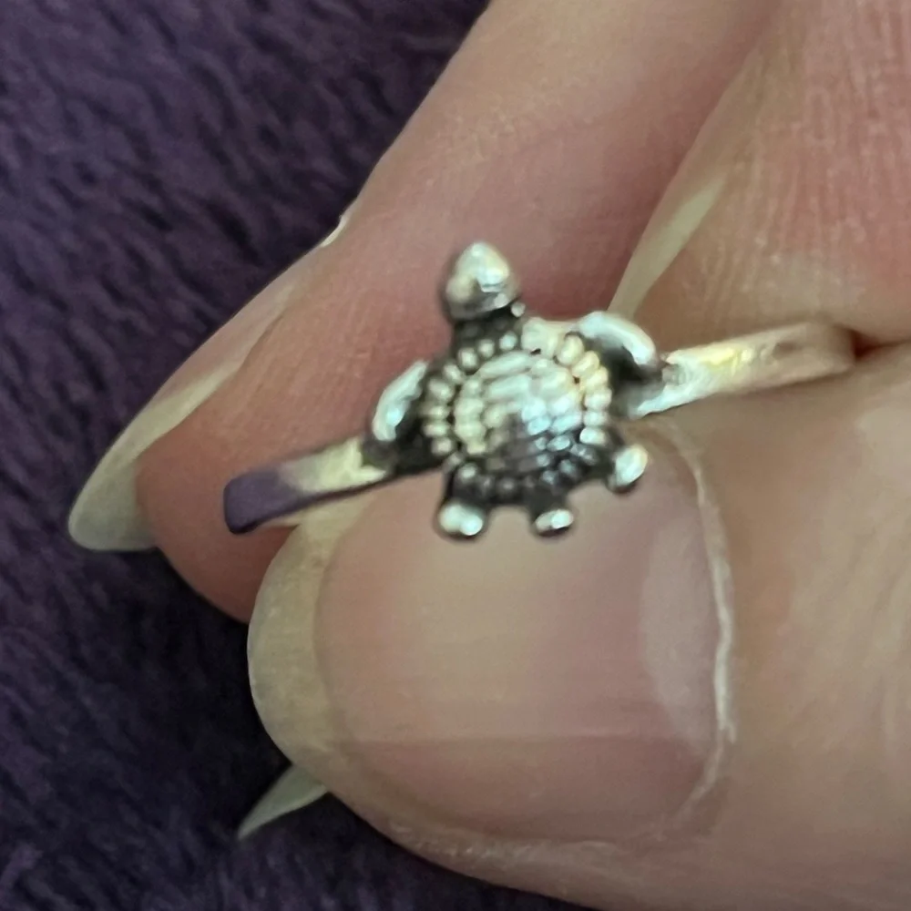 💖3/$10!!! Whimsical, adorable silver turtle ring. So cute and so much fun! OS. - Picture 5 of 11